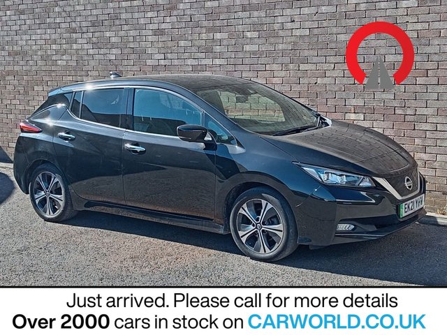 View our Nissan Leaf 40kWh Tekna Hatchback 5dr Electric Auto (150 ps)