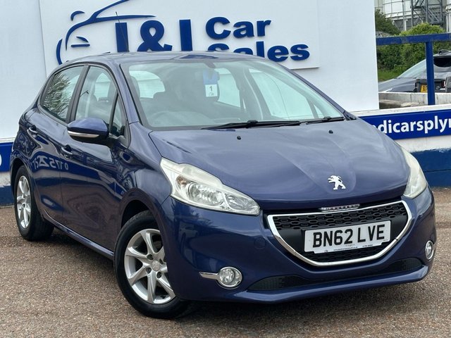 View our PEUGEOT 208