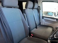 USED 2015 65 VOLKSWAGEN TRANSPORTER 2.0 TDI T28 BlueMotion Tech Highline crew cab (5 seats) 5dr Diesel Manual FWD SWB Euro 6 (s/s) (102 ps) 