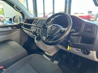 USED 2015 65 VOLKSWAGEN TRANSPORTER 2.0 TDI T28 BlueMotion Tech Highline crew cab (5 seats) 5dr Diesel Manual FWD SWB Euro 6 (s/s) (102 ps) 