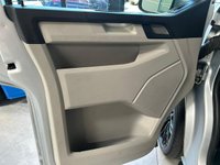USED 2015 65 VOLKSWAGEN TRANSPORTER 2.0 TDI T28 BlueMotion Tech Highline crew cab (5 seats) 5dr Diesel Manual FWD SWB Euro 6 (s/s) (102 ps) 