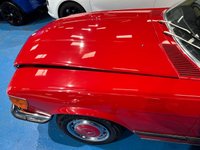 USED 1983 A MERCEDES-BENZ SL 2.7L 2d  AUTO  185 BHP 