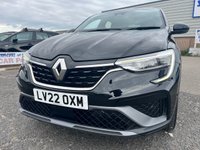USED 2022 22 RENAULT ARKANA 1.3 TCe MHEV r.s. line SUV 5dr Petrol EDC 2WD Euro 6 (s/s) (140 ps) SERVICE HISTORY* 3 STAMPS* AUTOMATIC* PADDLE SHIFT* PART LEATHER AND SUEDE INTERIOR* SAT NAV* REVERSING CAMERA* CRUISE CONTROL* HEATED STEERING WHEEL* HEATED FRONT SEATS* AUTO START/STOP* AUTO HOLD* ELECTRIC HANDBRAKE*