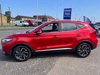 USED 2022 22 MG MG ZS 1.5 VTi-TECH Exclusive SUV 5dr Petrol Manual Euro 6 (s/s) (106 ps) FULL LEATHER* SAT NAV* REVERSING CAMERA* SERVICE HISTORY* SAT NAV* FULL LEATHER* 360 DEGREE REVERSING CAMERA* PARKING SENSORS* CRUISE CONTROL* DAB RADIO* BLUETOOTH* ECO START/ STOP* ROOF RAILS*