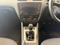 USED 2019 69 SKODA OCTAVIA 1.0 TSI GPF SE Hatchback 5dr Petrol Manual Euro 6 (s/s) (115 ps) PAN ROOF! SENSORS! CRUISE