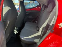 USED 2020 70 TOYOTA AYGO 1.0 VVT-i x-trend Hatchback 5dr Petrol Manual Euro 6 (Safety Sense) (71 ps) 2 OWNERS FROM NEW* FULL TOYOTA SERVICE HISTORY* REVERSING CAMERA* COLLISION / LANE ASSIST* AIR CON* BLUETOOTH PHONE AND AUDIO* DAB* AUX* USB* REMOTE CENTRAL LOCKING WITH 2 KEYS