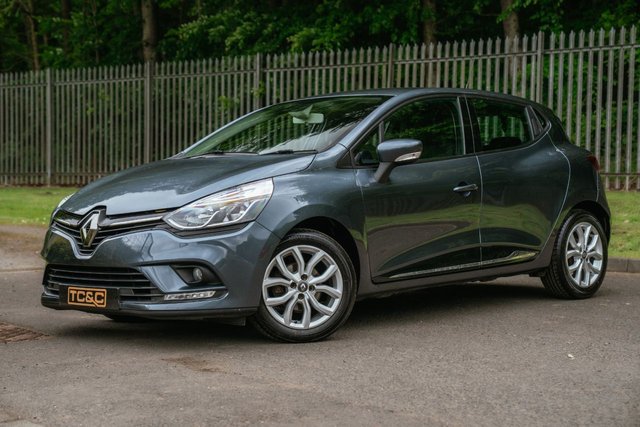 View our Renault Clio 1.2 16V Dynamique Nav Hatchback 5dr Petrol Manual Euro 6 (75 ps)