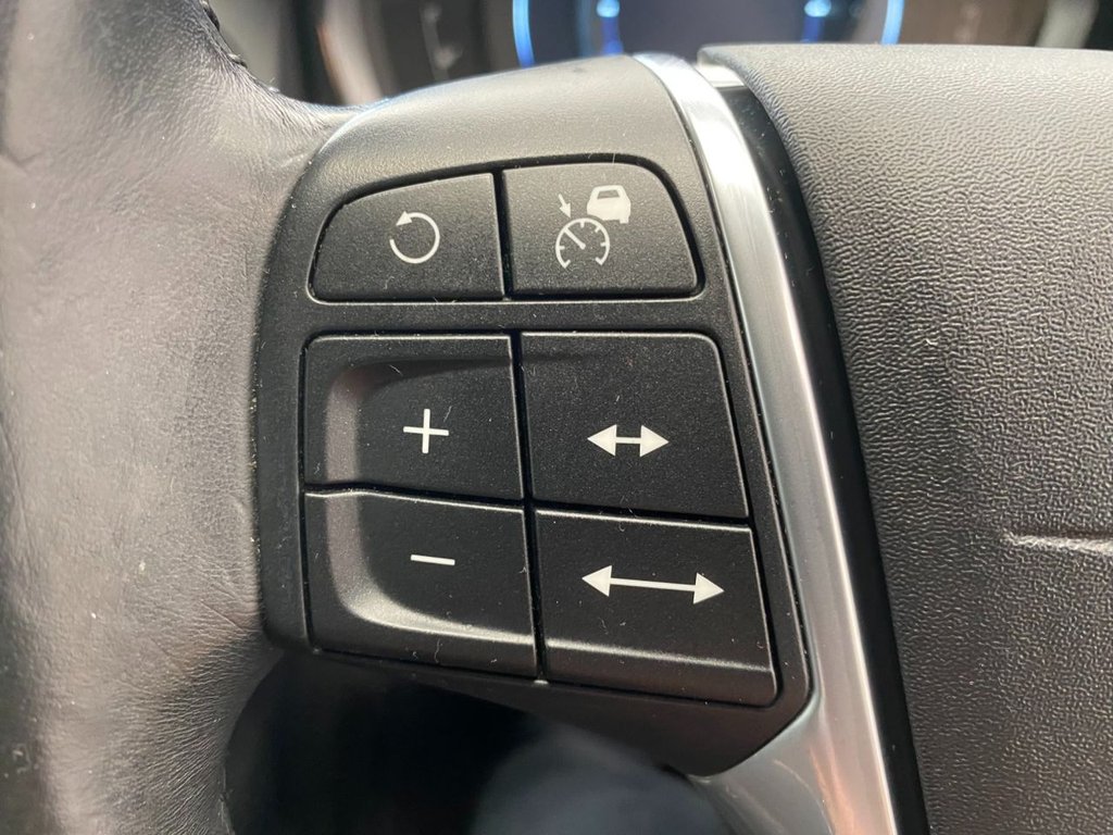 USED 2015 64 VOLVO XC60 2.4 D5 SE Lux Nav SUV 5dr Diesel Geartronic AWD Euro 5 (215 ps) DRIVERS SUPPORT PACK / WINTER PACK