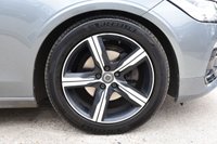 USED 2018 68 VOLVO S90 2.0 D4 R-Design Saloon 4dr Diesel Auto Euro 6 (s/s) (190 ps) 2 Former Keepers | Full Service History | 2 Keys | Satellite Navigation | Privacy Glass | Osmium Grey | Nappa Leather Contour Seats | Heated Seats | 18" Alloy Wheels | Powered Tailgate | MOT Valid (08/02/2027)