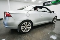 USED 2008 58 VOLKSWAGEN EOS 2.0 TDI CR Sport Cabriolet Euro 4 2dr Full Red Leather
