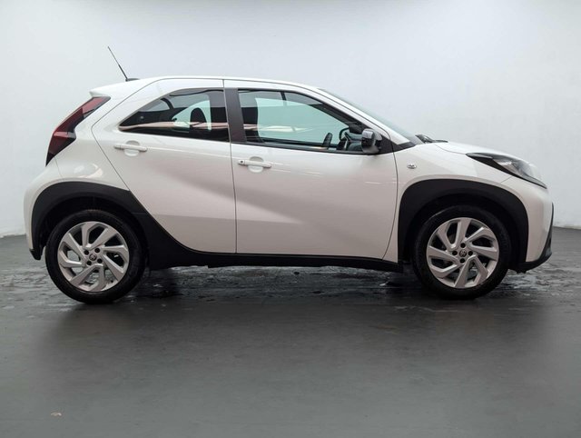 USED 2023 73 TOYOTA AYGO X 1.0 Aygo X Pure VVT-I 5dr CLICK+COLLECT / HOME DELIVERY