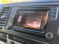 USED 2016 16 VOLKSWAGEN CARAVELLE 2.0 BiTDI BlueMotion Tech SE MPV 5dr Diesel DSG Euro 6 (s/s) (204 ps) 