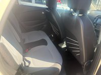 USED 2014 63 RENAULT CAPTUR 1.5 dCi Dynamique S MediaNav SUV 5dr Diesel EDC Euro 5 (90 ps) AUTOMATIC! F.S.H. &pound;35 ROAD TAX