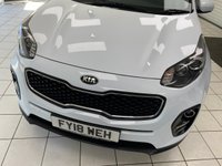 USED 2018 18 KIA SPORTAGE 1.6 GDi 1 SUV 5dr Petrol Manual Euro 6 (s/s) (130 bhp) ARCTIC WHITE / BLACK CLOTH TRIM / AIRCON / ELECTRIC WINDOWS X4 / ELECTRIC MIRRORS / CRUISE CONTROL / SPEED LIMITER / FM AM DAB CD TUNER / AUX / USB / BLUETOOTH / REMOTE CENTRAL LOCKING / REAR WASH/WIPE / 16" SILVER FINISH ALLOY WHEELS / SERVICE HISTORY