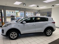 USED 2018 18 KIA SPORTAGE 1.6 GDi 1 SUV 5dr Petrol Manual Euro 6 (s/s) (130 bhp) ARCTIC WHITE / BLACK CLOTH TRIM / AIRCON / ELECTRIC WINDOWS X4 / ELECTRIC MIRRORS / CRUISE CONTROL / SPEED LIMITER / FM AM DAB CD TUNER / AUX / USB / BLUETOOTH / REMOTE CENTRAL LOCKING / REAR WASH/WIPE / 16" SILVER FINISH ALLOY WHEELS / SERVICE HISTORY