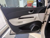 USED 2018 67 RENAULT CAPTUR 1.2 TCe ENERGY Signature X Nav SUV 5dr Petrol EDC Euro 6 (s/s) (120 ps) CRUISE! BLUETOOTH!