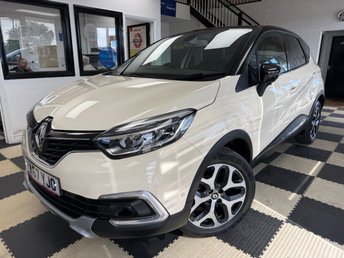 View our RENAULT CAPTUR