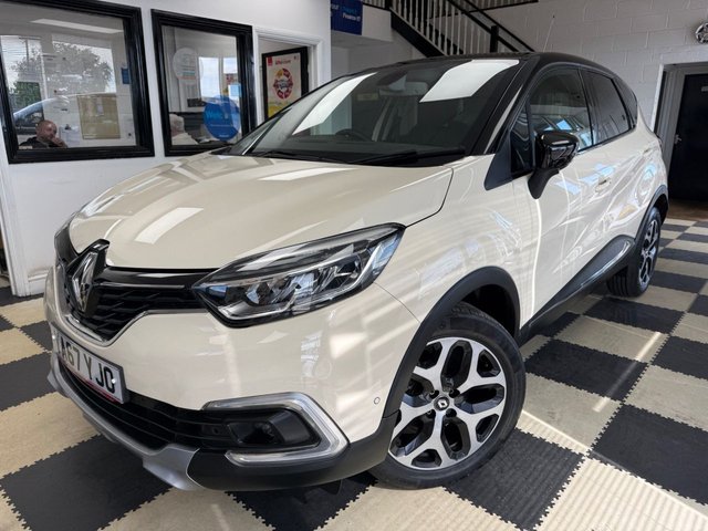 View our RENAULT CAPTUR
