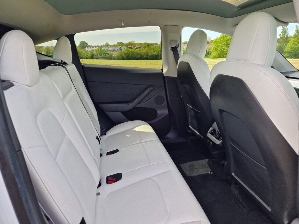 USED 2022 22 TESLA MODEL Y (Dual Motor) Long Range SUV 5dr Electric Auto 4WDE (384 bhp) 