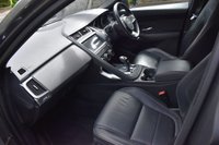 USED 2020 70 JAGUAR E-PACE 2.0 D180 R-Dynamic S SUV 5dr Diesel Auto AWD Euro 6 (s/s) (180 ps) FRONT AND REAR PARKING SENSORS,