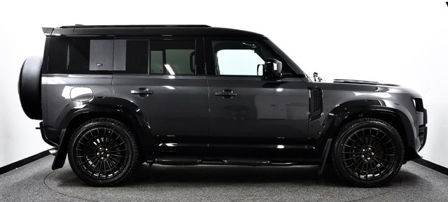 USED 2023 23 LAND ROVER DEFENDER 110 5.0 P525 V8 SUV 5dr Petrol Auto 4WD Euro 6 (s/s) (525 ps) URBAN W/T | FLRSH | Stunning +
