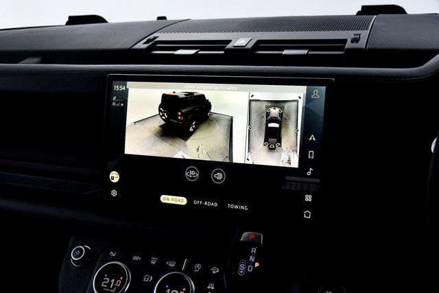 USED 2023 23 LAND ROVER DEFENDER 110 5.0 P525 V8 SUV 5dr Petrol Auto 4WD Euro 6 (s/s) (525 ps) URBAN W/T | FLRSH | Stunning +