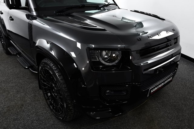USED 2023 23 LAND ROVER DEFENDER 110 5.0 P525 V8 SUV 5dr Petrol Auto 4WD Euro 6 (s/s) (525 ps) URBAN W/T | FLRSH | Stunning +