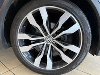 USED 2016 66 VOLKSWAGEN TIGUAN 2.0 TDI BlueMotion Tech R-Line SUV 5dr Diesel DSG Euro 6 (s/s) (150 ps) BLACK LEATHER, SATELLITE NAVIGATION, CLIMATE CONTROL, ELECTRIC GLASS PANORAMIC SUNROOF, FRONT & REAR PARKING SENSORS, 20&rdquo; ALLOY WHEELS, MEDIA, ALUMINIUM ROOF RAILS, REAR PRIVACY GLASS, HILL HOLD ASSIST, WINTER PACK, ELECTRIC DRIVERS SEATS WITH MEMORY, BLUETOOTH, FATIGUE ASSIST, LANE ASSIST, ELECTRIC FOLDING MIRRORS, MULTI FUNCTION STEERING WHEEL, CUP HOLDERS, PADDLE SHIFT, HEATED FRONT SEATS, CRUISE CONTROL, DAB