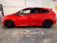 USED 2016 16 FORD FOCUS 1.5T EcoBoost Zetec S Red Edition Hatchback 5dr Petrol Manual Euro 6 (s/s) (182 ps) SPORT BODY KIT BLACK ALLOYS BLACK MIRRORS PRIVACY GLASS