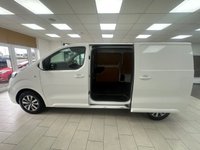 USED 2020 70 PEUGEOT EXPERT 2.0 BlueHDi 1400 Professional Standard Panel Van 6dr Diesel Manual MWB Euro 6 (s/s) (120 ps) 