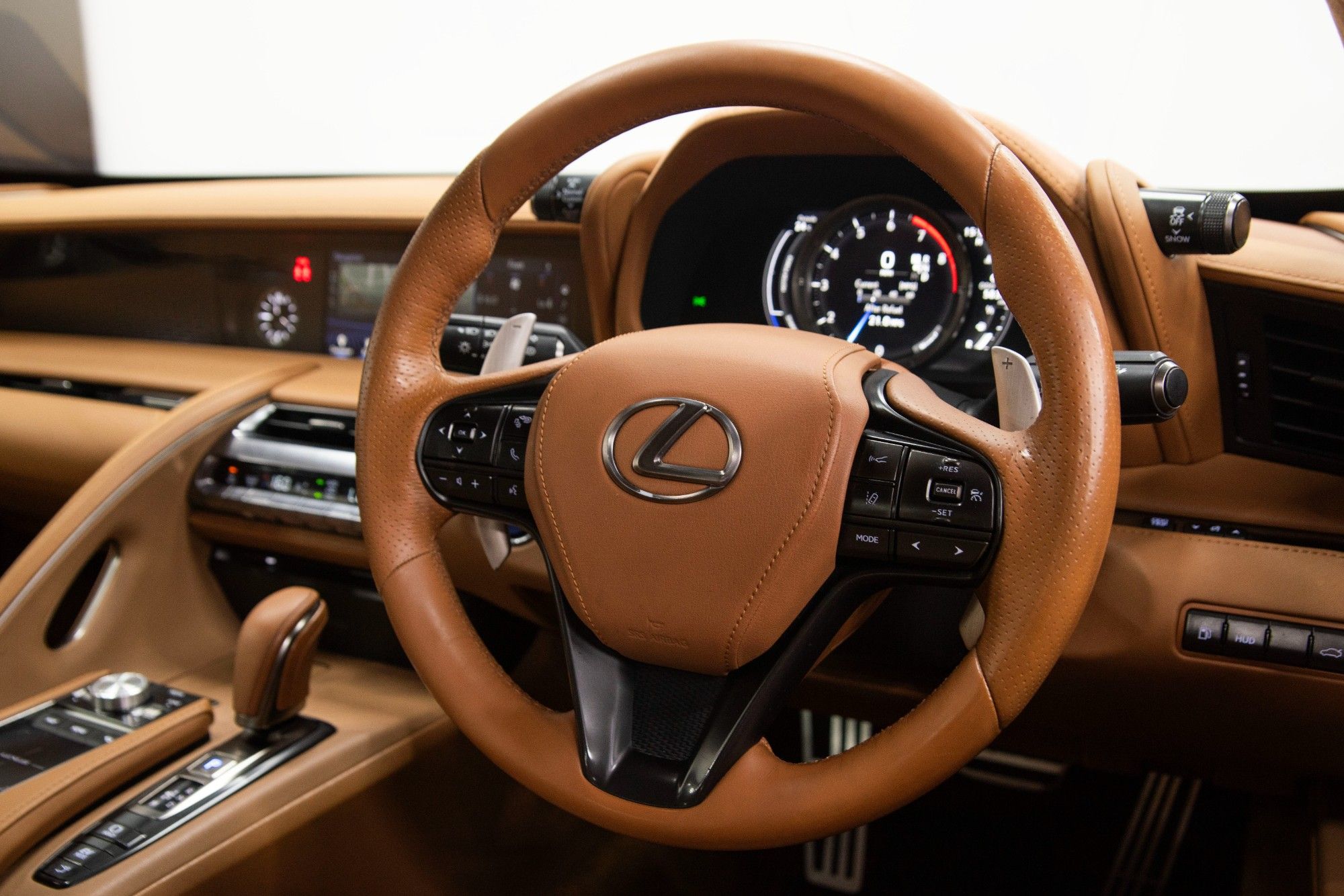 USED 2017 LEXUS LC 3.5 500h V6 Sport Plus Coupe E-CVT 