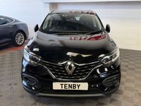 USED 2019 69 RENAULT KADJAR 1.3 TCe Iconic SUV 5dr Petrol Manual Euro 6 (s/s) (140 ps) 