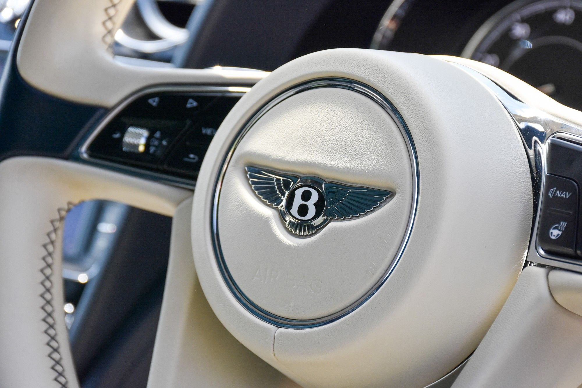USED 2019 19 BENTLEY BENTAYGA 4.0 V8 SUV 5dr Petrol Auto 4WD Euro 6 (s/s) (550 ps) 