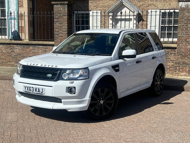 View our LAND ROVER FREELANDER 2