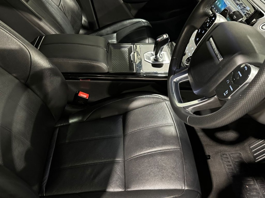 USED 2019 69 LAND ROVER RANGE ROVER EVOQUE 2.0 D180 R-Dynamic SE SUV 5dr Diesel Auto 4WD Euro 6 (s/s) (180 ps) 
