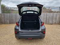 USED 2022 71 TOYOTA C-HR 1.8 VVT-h GPF Icon SUV 5dr Petrol Hybrid CVT Euro 6 (s/s) (122 ps) ** WE OFFER FINANCE ON THIS CAR **