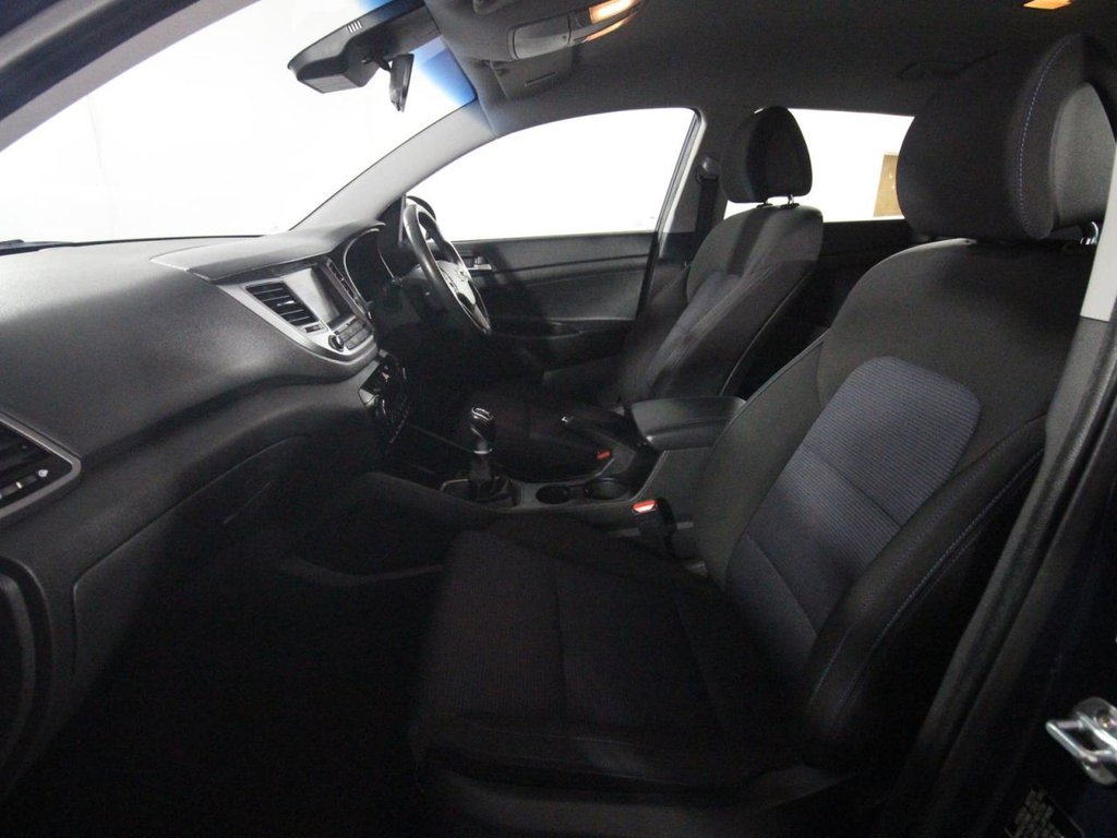 USED 2018 18 HYUNDAI TUCSON 1.6 GDi Blue Drive SE Nav SUV 5dr Petrol Manual Euro 6 (s/s) (132 ps) 