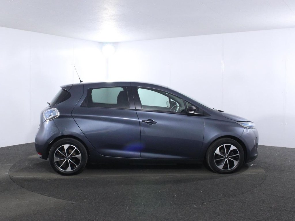 USED 2017 17 RENAULT ZOE R90 41kWh Dynamique Nav Hatchback 5dr Electric Auto  (92 bhp) BATTERY OWNED