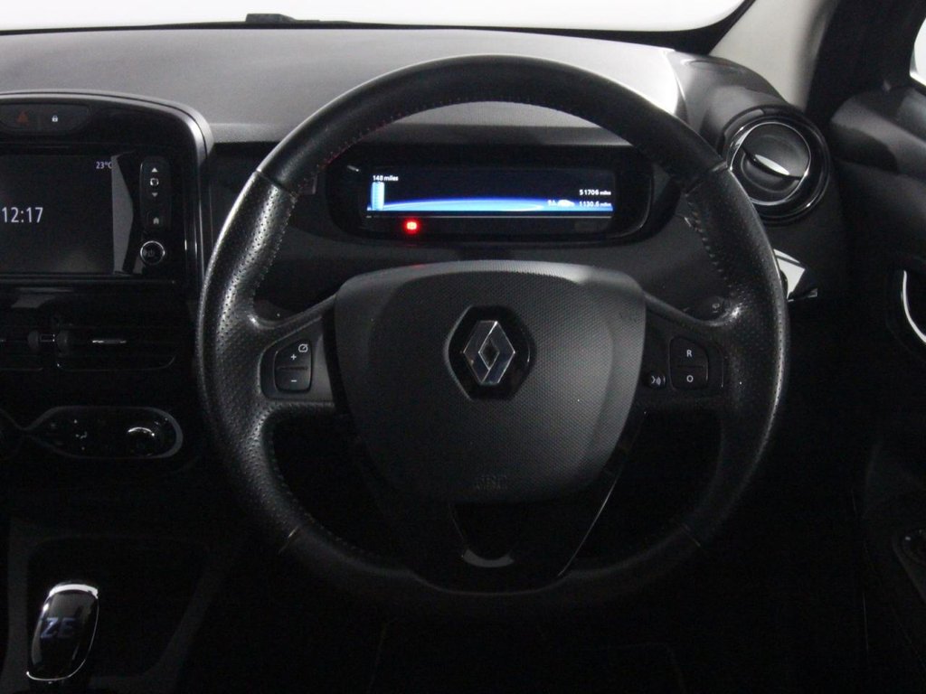 USED 2017 17 RENAULT ZOE R90 41kWh Dynamique Nav Hatchback 5dr Electric Auto  (92 bhp) BATTERY OWNED