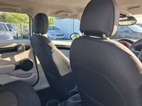 USED 2015 15 MINI HATCH 1.5 Cooper Hatchback 5dr Petrol Auto Euro 6 (s/s) (136 ps) 