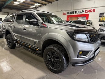 2020 NISSAN NAVARA