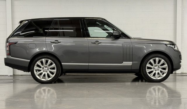 View our LAND ROVER RANGE ROVER