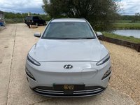 USED 2023 23 HYUNDAI KONA 39kWh Premium SUV 5dr Electric Auto (10.5kW Charger) (136 ps) VAT Qualifing - Cyber Grey