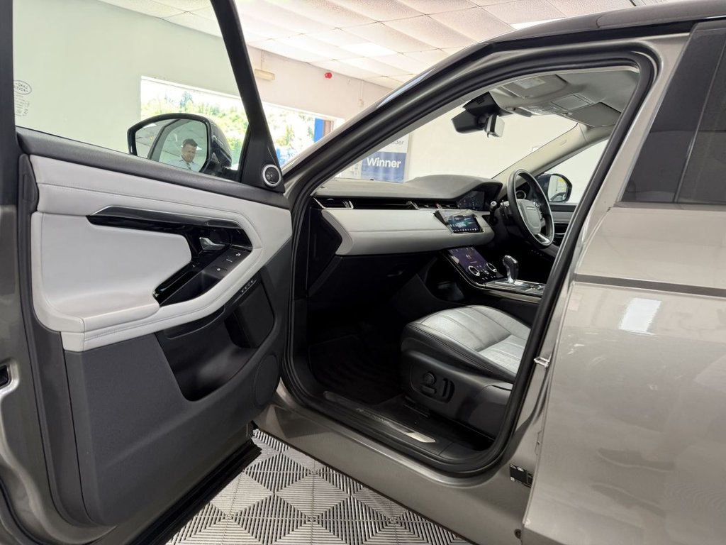 USED 2019 69 LAND ROVER RANGE ROVER EVOQUE 2.0 D180 R-Dynamic HSE SUV 5dr Diesel Auto 4WD Euro 6 (s/s) (180 ps) 