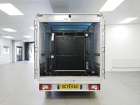 USED 2025 74 MAXUS EDELIVER 3 52.5 KWH MEDIUM 122 BHP BOX VAN AUTOMATIC ( TAIL-LIFT ) ELECTRIC | AUTOMATIC | BOX VAN | TAIL-LIFT