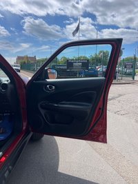 USED 2014 64 NISSAN JUKE 1.6 Tekna SUV 5dr Petrol XTRON Euro 5 (117 ps) 