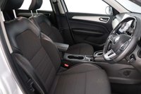 USED 2023 72 RENAULT ARKANA 1.6 E-TECH techno SUV 5dr Petrol Hybrid Auto 2WD Euro 6 (s/s) (145 ps) REAR CAMERA, FULL S/H, 1 OWNER