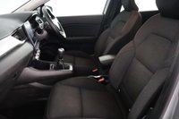 USED 2020 20 RENAULT CAPTUR 1.0 TCe Iconic SUV 5dr Petrol Manual Euro 6 (s/s) (100 ps) SATNAV, PARKING SENSORS