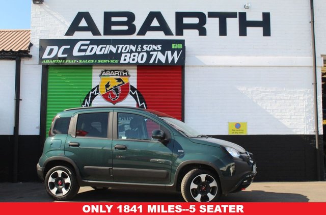 View our Fiat Panda 1.0 MHEV Hatchback 5dr Petrol Manual Euro 6 (s/s) (70 bhp)