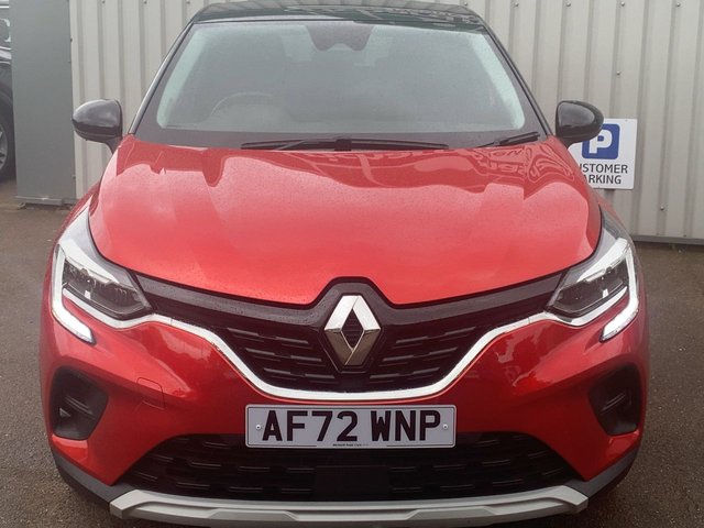 View our RENAULT CAPTUR